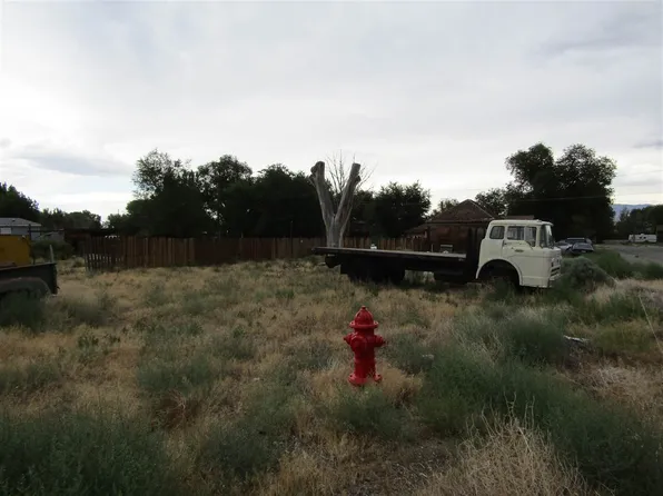 571 Bridge St, Yerington, NV 89447