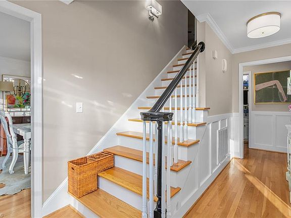 3rd image of 30 Victoria Pl