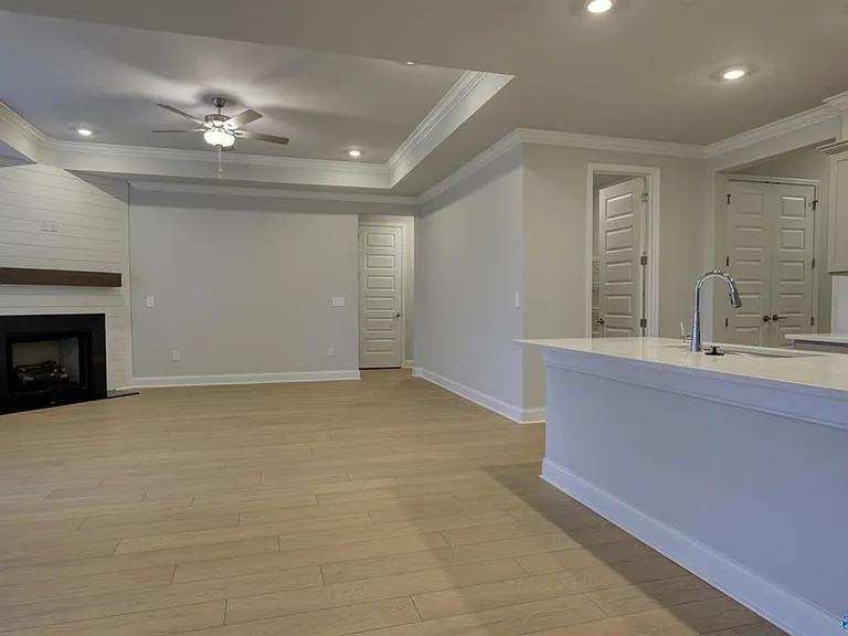 156 Clift Creek Dr — Photo 16