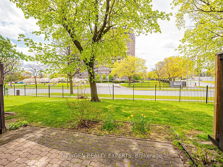 27 Briar Path — Photo 34