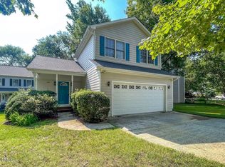 110 Sudbury Ln, Chapel Hill, NC 27516