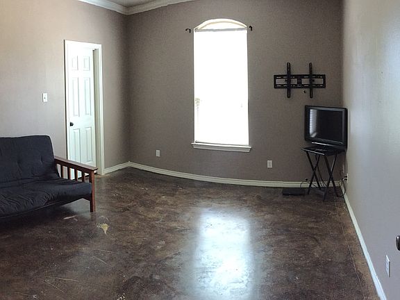 5th image of 1112 San Juan Ln