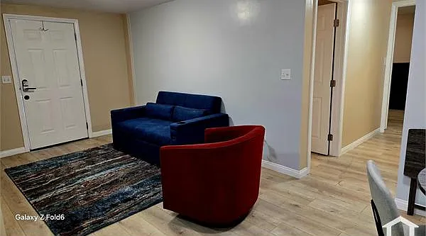 3016 S West View St — Photo 3