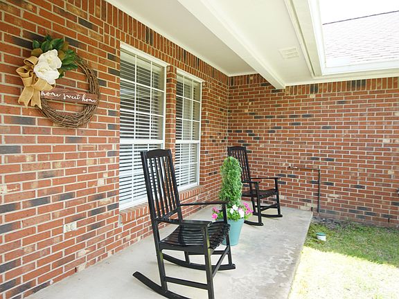 4th image of 1654 Parkside Cir