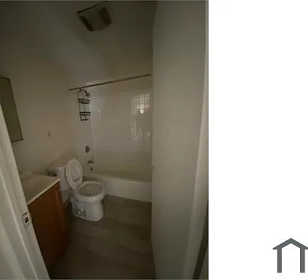 2 bed, 1000 sqft, $1,800 — Photo 3