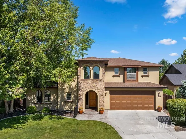 268 S Streamleaf Ave, Star, ID 83669