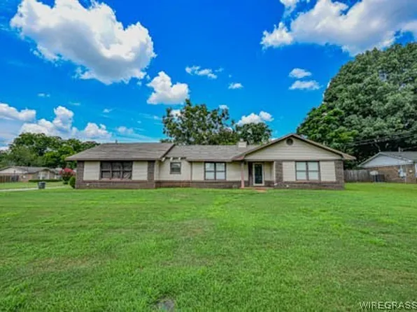 601 Melbourne Dr, Enterprise, AL 36330