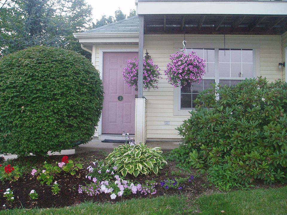 2nd image of 7356 Sauerkraut Ln