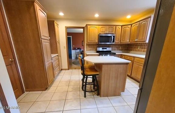 5th image of 2851 Knottingham Ln
