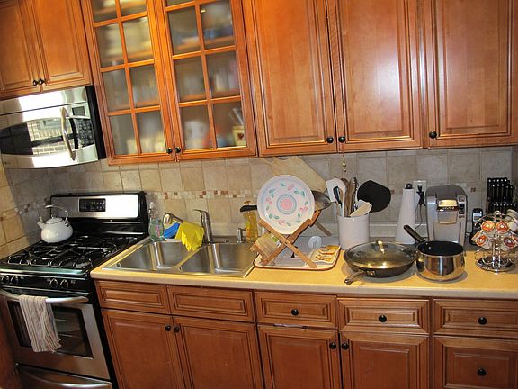 Cabinet Close-Up