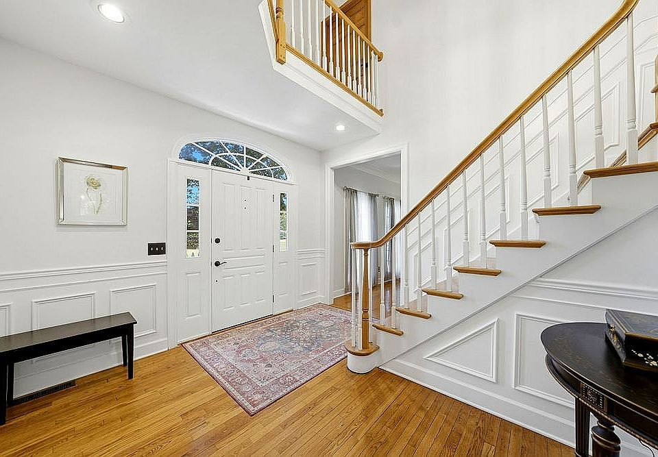 5982 Hopi Ct, Lockport, NY 14094 | Zillow