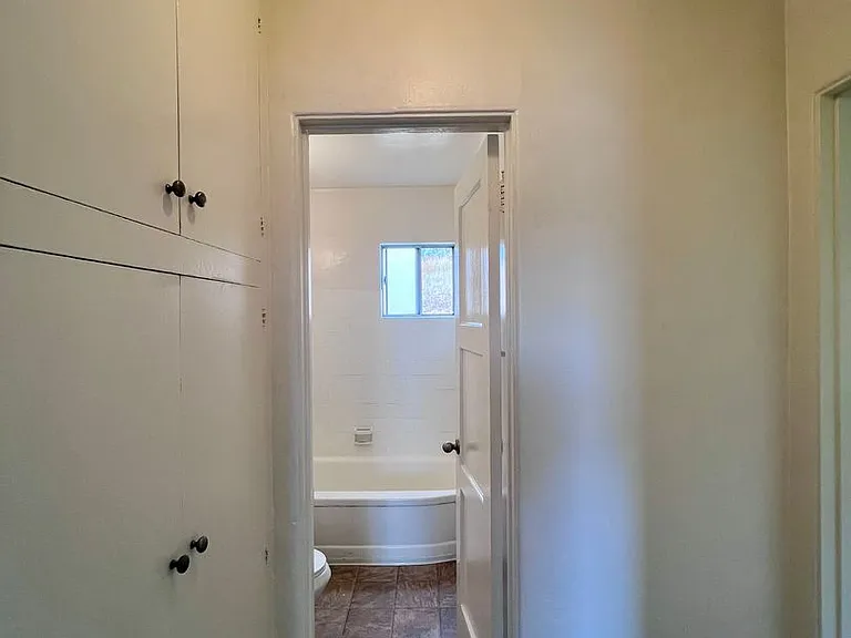 5674 Mildred St #B — Photo 7