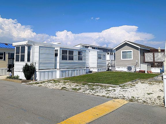 5th image of 101 Islander Dr #89