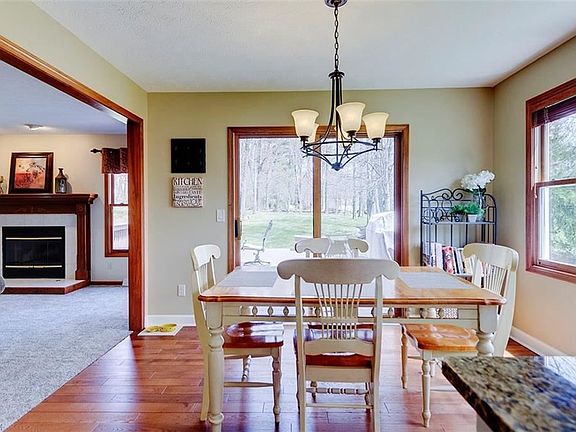 4th image of 1337 Woodmere Dr