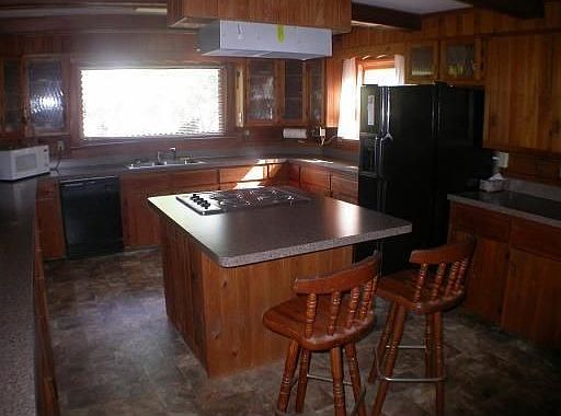 2nd image of 3618 Lake Diana Dr