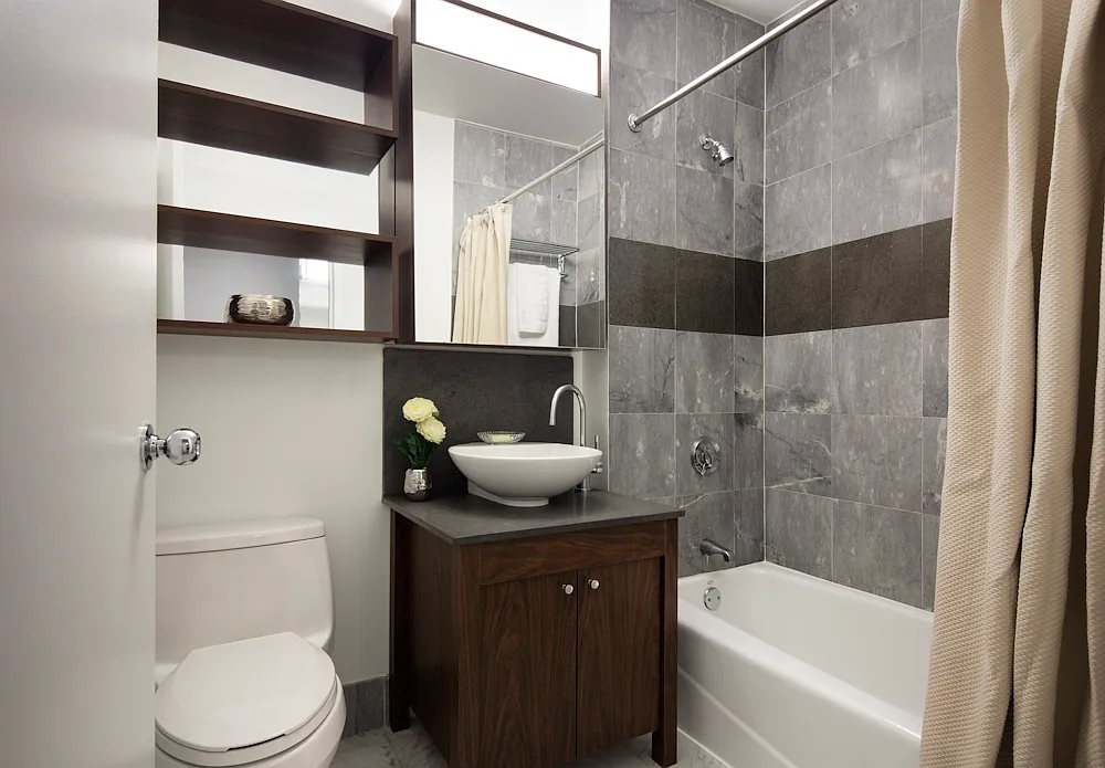 535 West 23rd Street — Photo 3