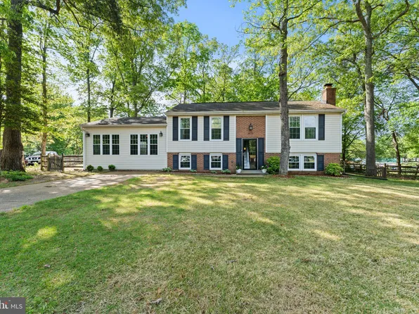 3079 Dorsey Ct, Waldorf, MD 20602