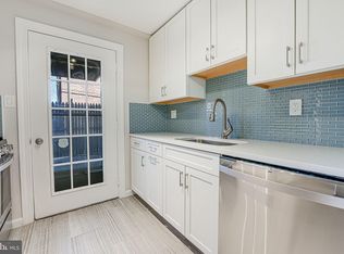 110 N George Mason Dr APT 1, Arlington, VA 22203