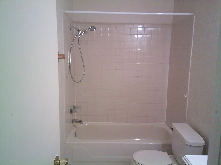 5402 NW Sir Brian Ave — Photo 5