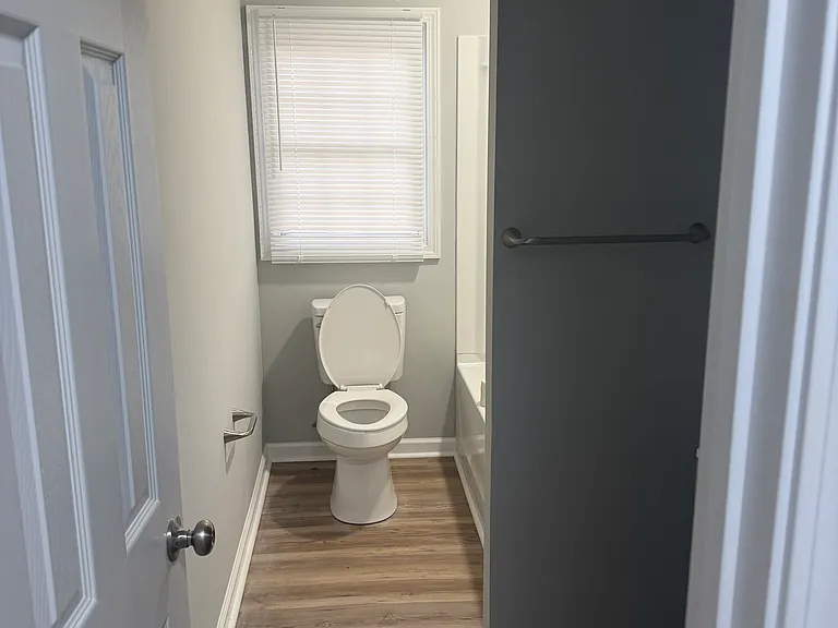 307 Arey Ave — Photo 10