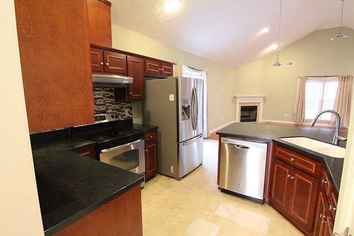 9032 Scottsdale Ct — Photo 11