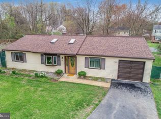 16 Lute Ct, Newark, DE 19713