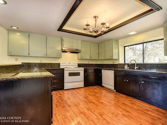 2nd image of 17854 Whitefish Ct