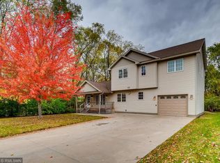 1499 Brooks Ave E, Maplewood, MN 55109