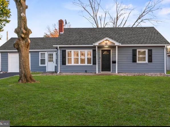 920 E Division St, Dover, DE 19901