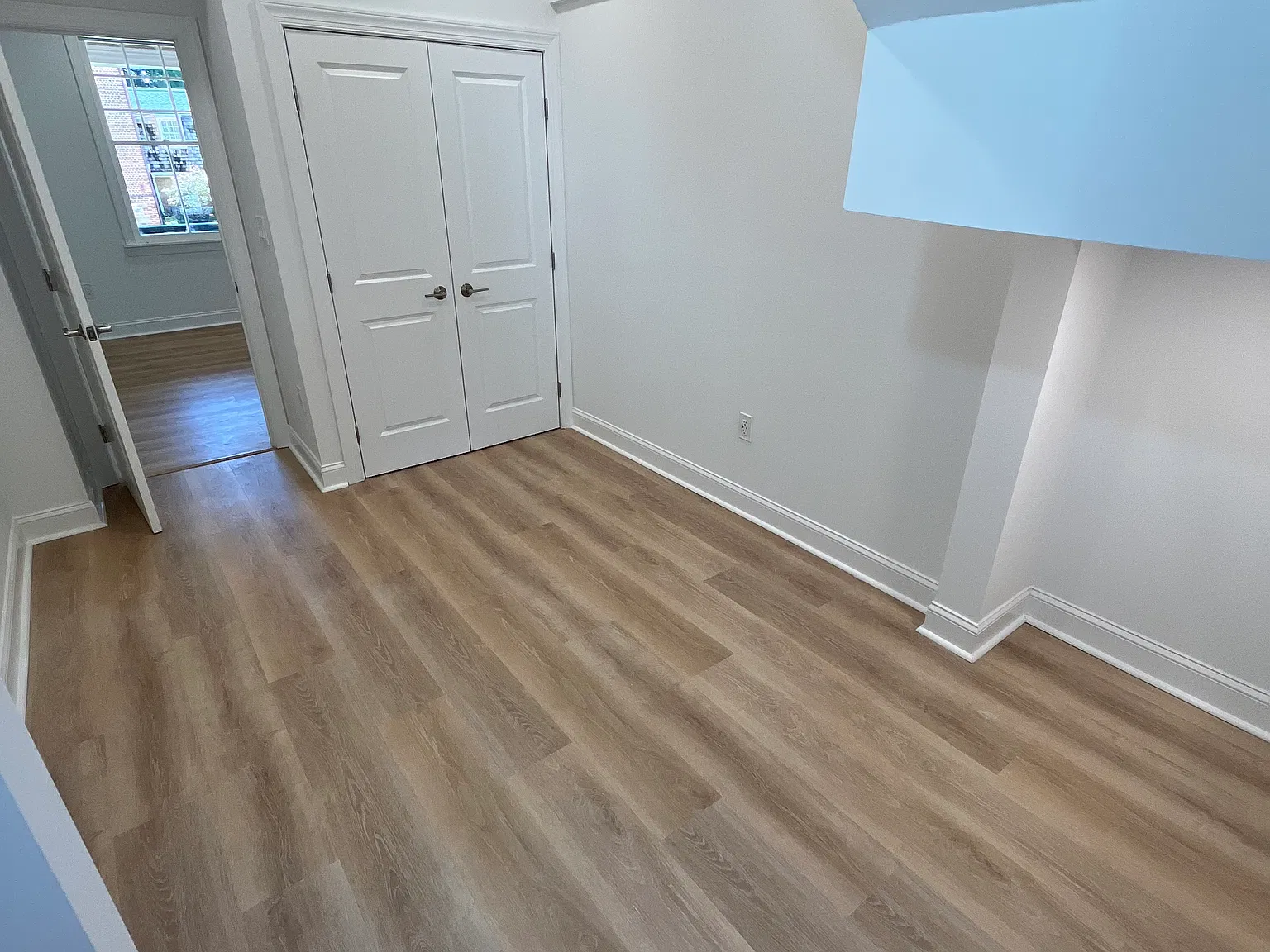 2 bed, 625 sqft, $2,600 — Photo 2