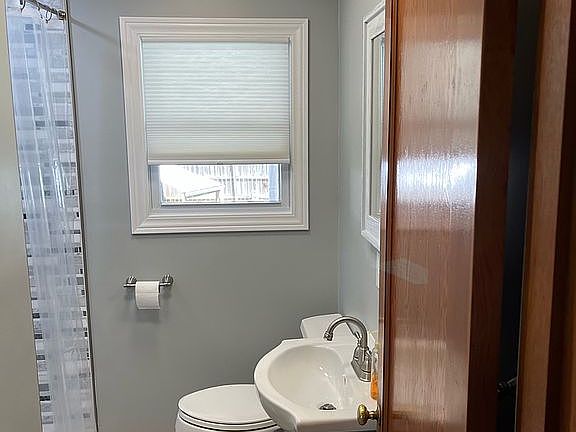 5th image of 5110 Indiana St