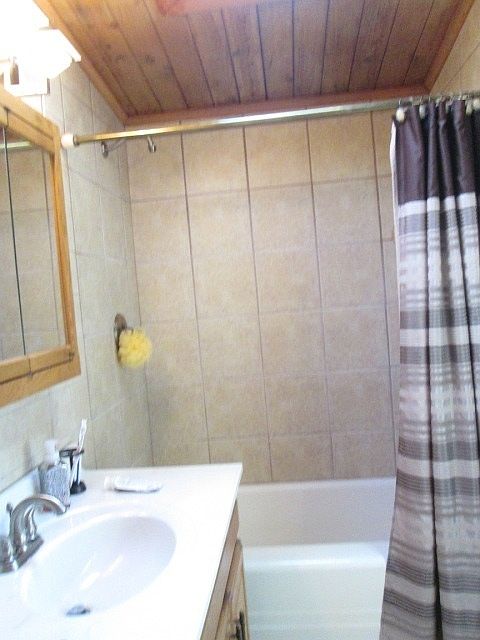 2nd image of 9 Lincoln Ct