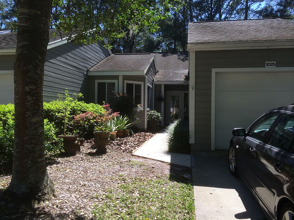 1st image of 1025 NW 124th Dr