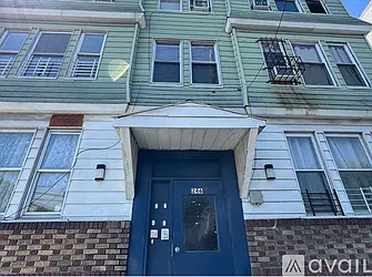 176 Garfield Avenue, #VAR