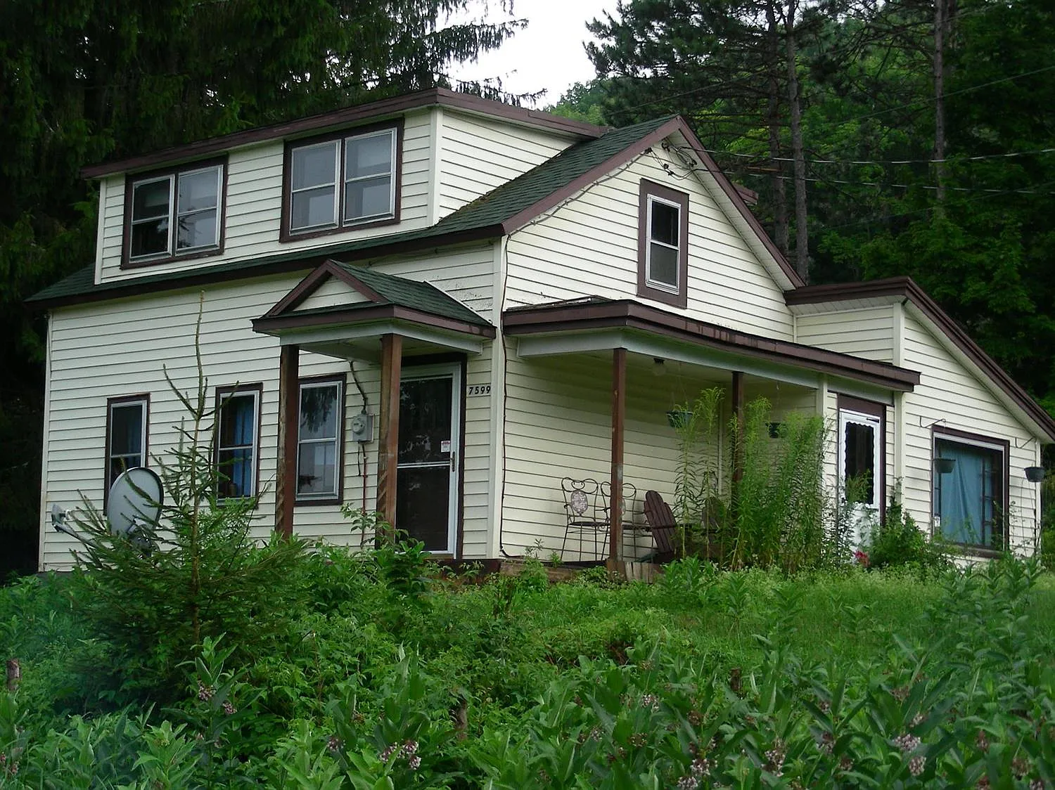 7599 Charlotte Creek Rd photo 1