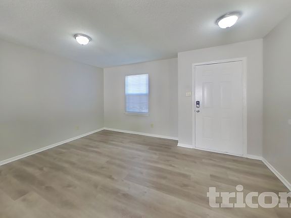 3rd image of 6219 Monteo Ln
