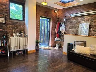 Rented by Brooklyn Heights Real Estate Inc
