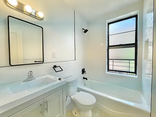 Rented by Doorway NYC, LLC | media 2