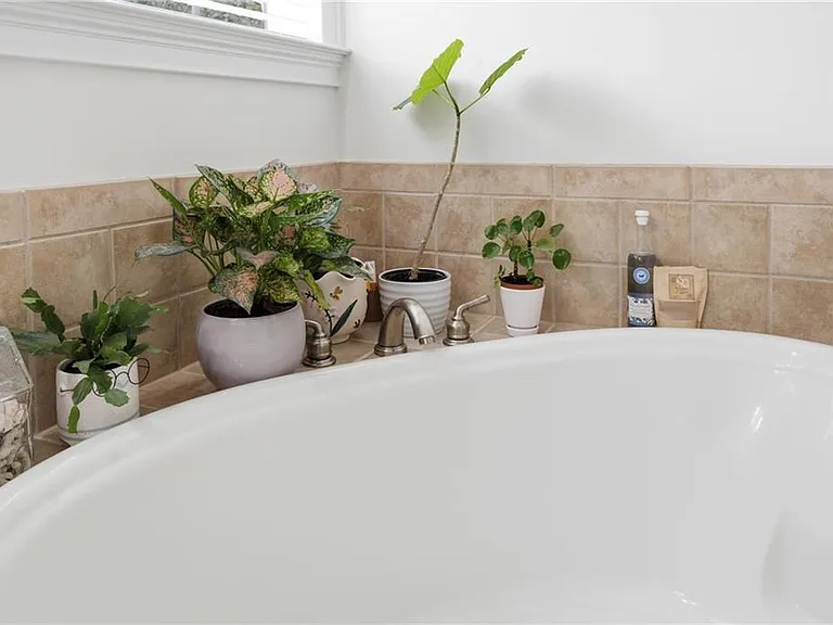 1231 Ashford Creek Park NE — Photo 29