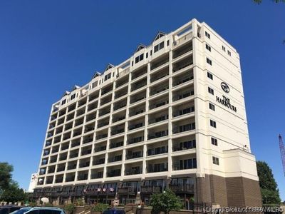 1 Riverpointe Plaza #520, Jeffersonville, IN, 47130