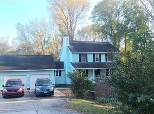 293 Glenn Oak Dr, Sanford, NC 27332