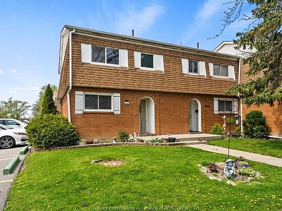 2nd image of 5549 Empress St #63