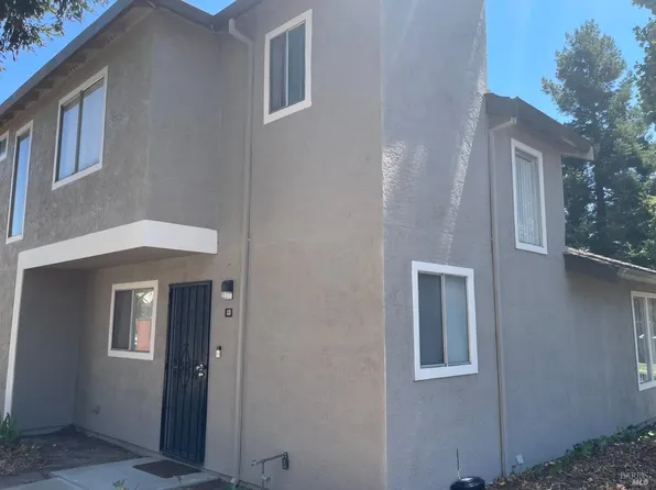 1940 Grande Circle #13, Fairfield, CA 94533