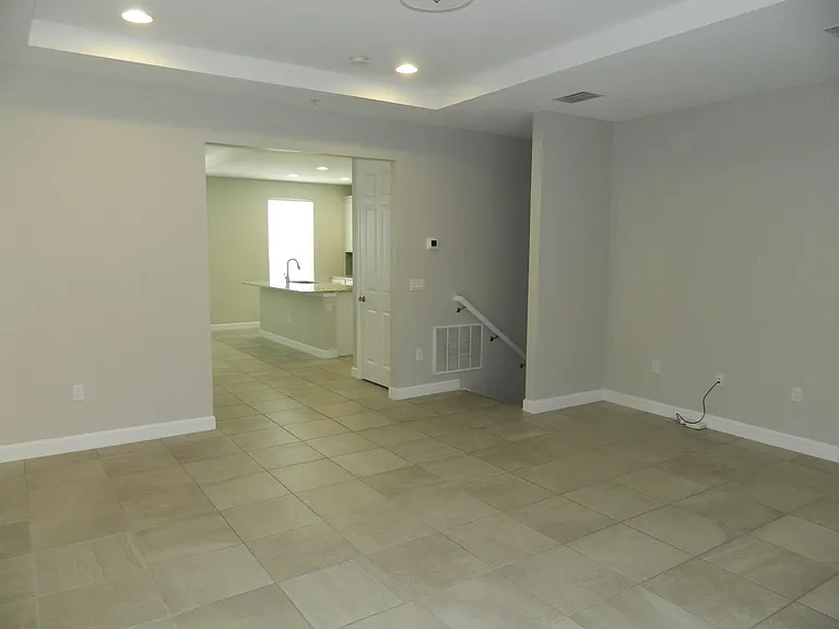 1330 Bolton Pl — Photo 10