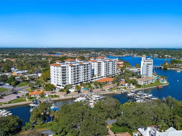 1325 SNELL ISLE BOULEVARD NE #806, ST PETERSBURG, FL 33704