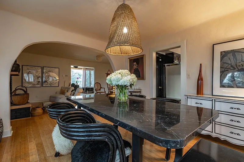 Thumbnail 16