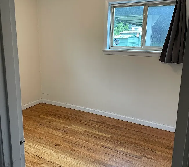 10625 SE Boise St — Photo 17