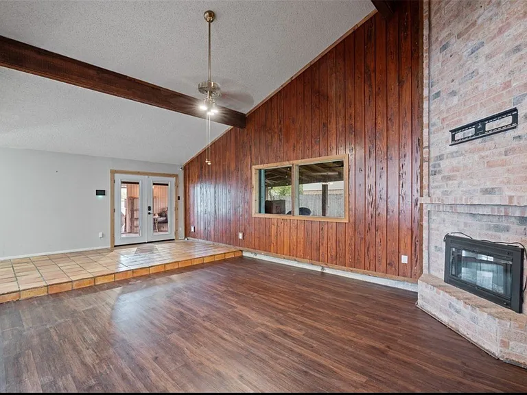 9313 Evening Star Ln — Photo 3