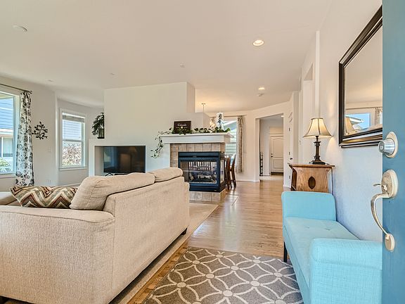 4th image of 10104 Telluride St