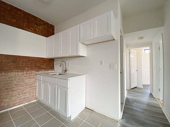 5th image of 1904 3rd Ave #5E